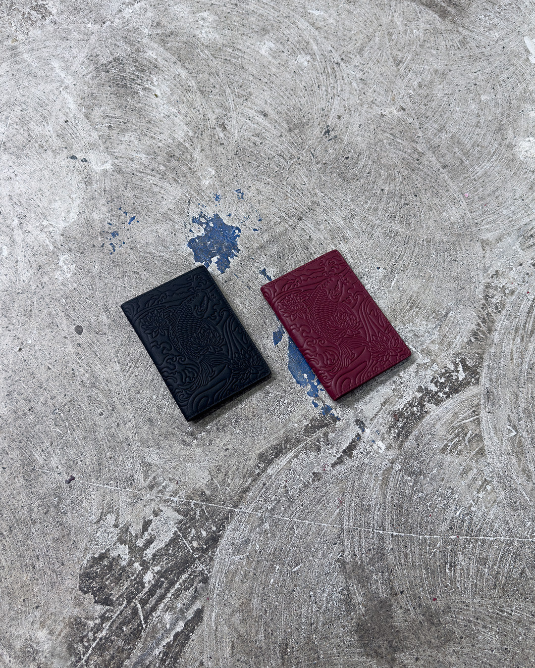 Black Koi Passport Holder – izuki studios